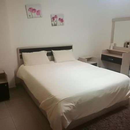 Cozy Dair Ghbar Apartment Amman Ngoại thất bức ảnh