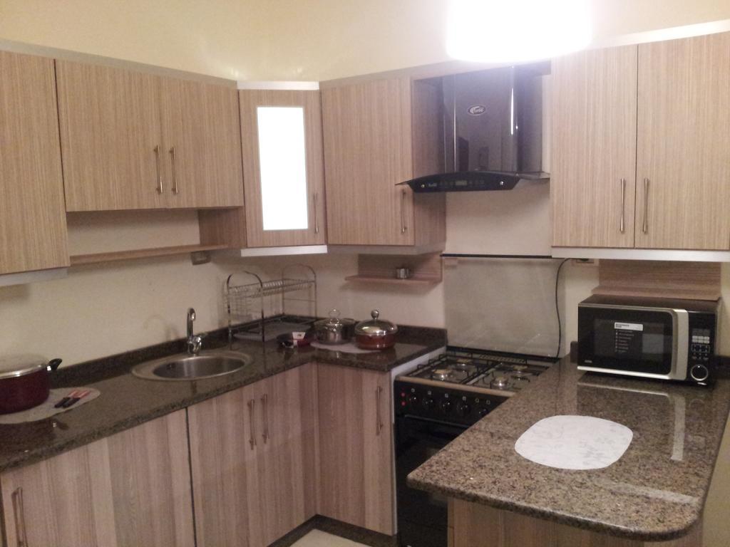 Cozy Dair Ghbar Apartment Amman Ngoại thất bức ảnh