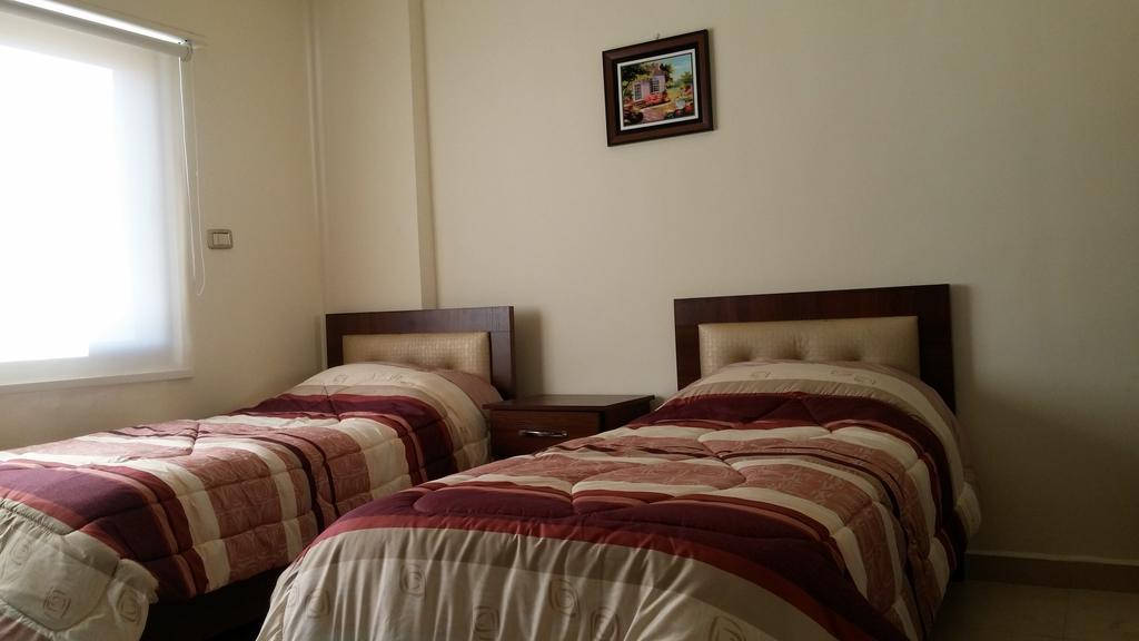 Cozy Dair Ghbar Apartment Amman Ngoại thất bức ảnh