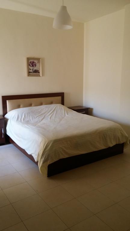 Cozy Dair Ghbar Apartment Amman Ngoại thất bức ảnh