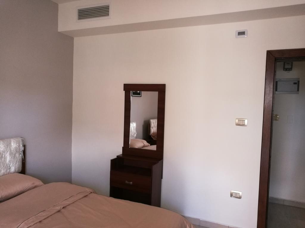 Cozy Dair Ghbar Apartment Amman Ngoại thất bức ảnh