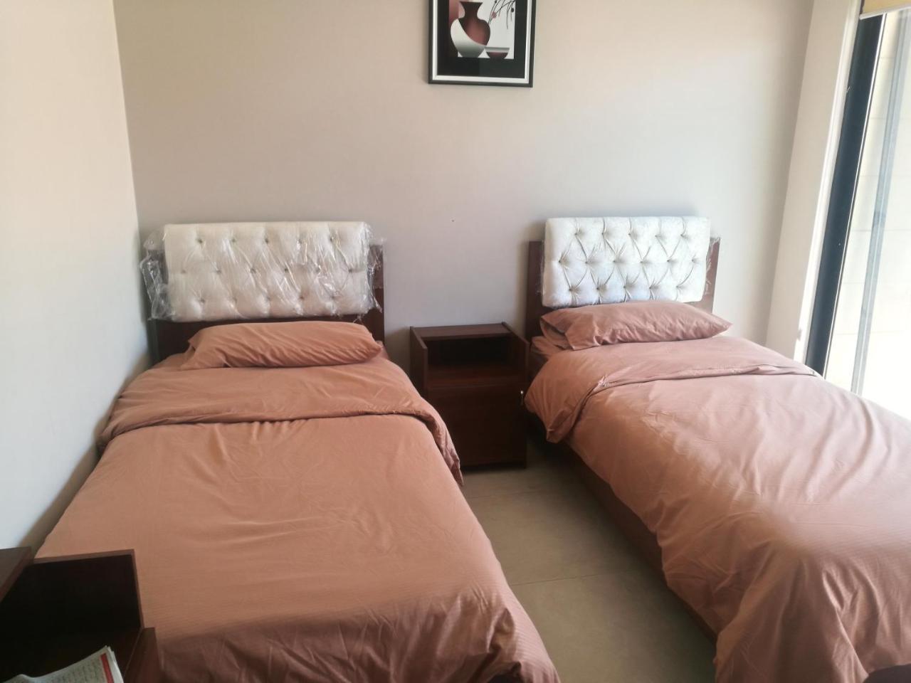 Cozy Dair Ghbar Apartment Amman Ngoại thất bức ảnh